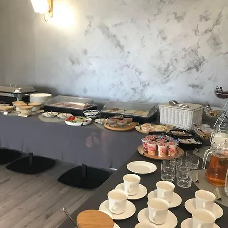 Astra Tajemniczy Ogrod Szálloda Poznań