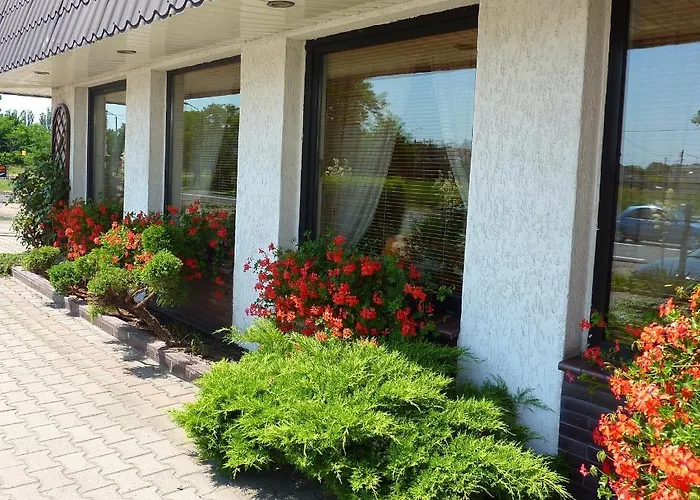 Отель Astra Tajemniczy Ogrod