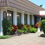 Astra Tajemniczy Ogrod Hotel 2*