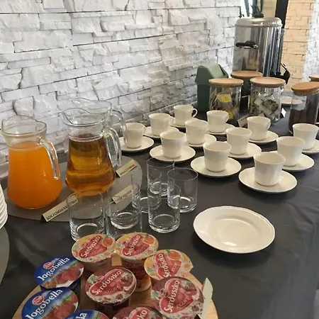 Hotel Restauracja Tajemniczy Ogród 2*