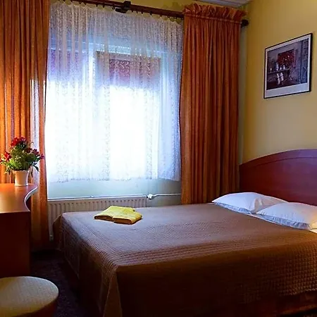 Hotel Astra Tajemniczy Ogrod