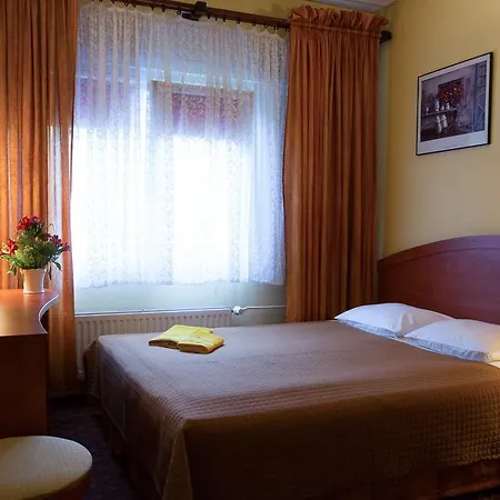 Astra Tajemniczy Ogrod 2* Poznan