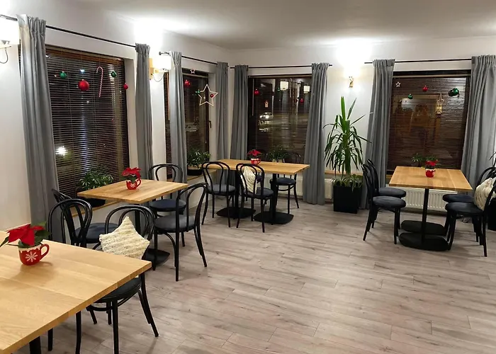 Restauracja Tajemniczy Ogród 2*