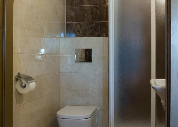 Hotel Restauracja Tajemniczy Ogród 2*